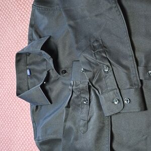 Black Button-Up Shirt (Unbranded)  Size 6-7
